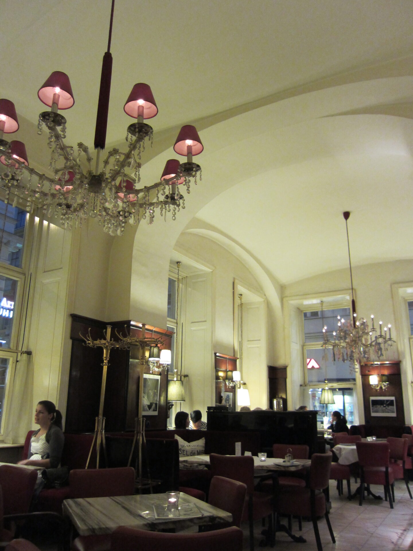 EXCEPTIONAL EATERIES | Vienna | Café Diglas